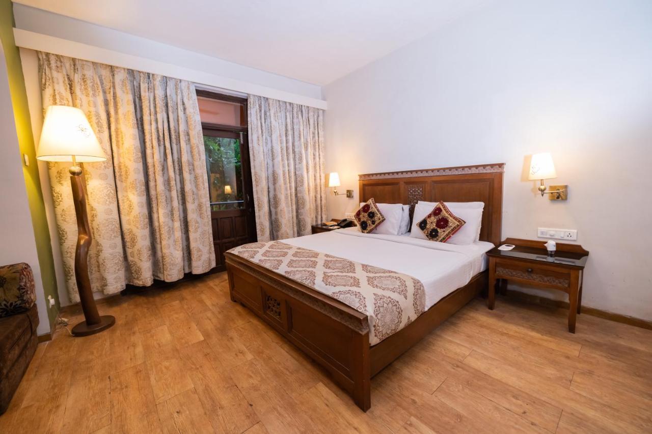 Neelams The Grand Hotel Calangute Extérieur photo