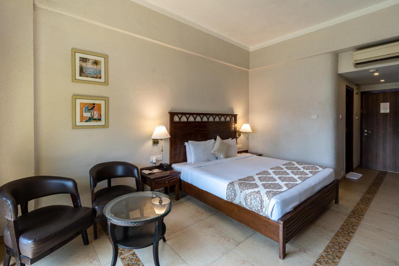 Neelams The Grand Hotel Calangute Extérieur photo